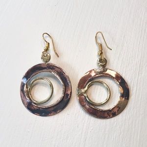 Circle earrings